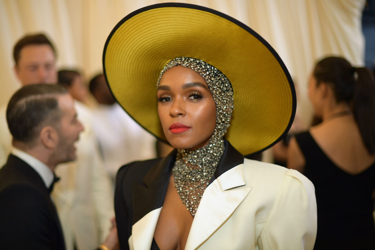 Janelle Monáe ujawnia, że identyfikuje się jako osoba niebinarna